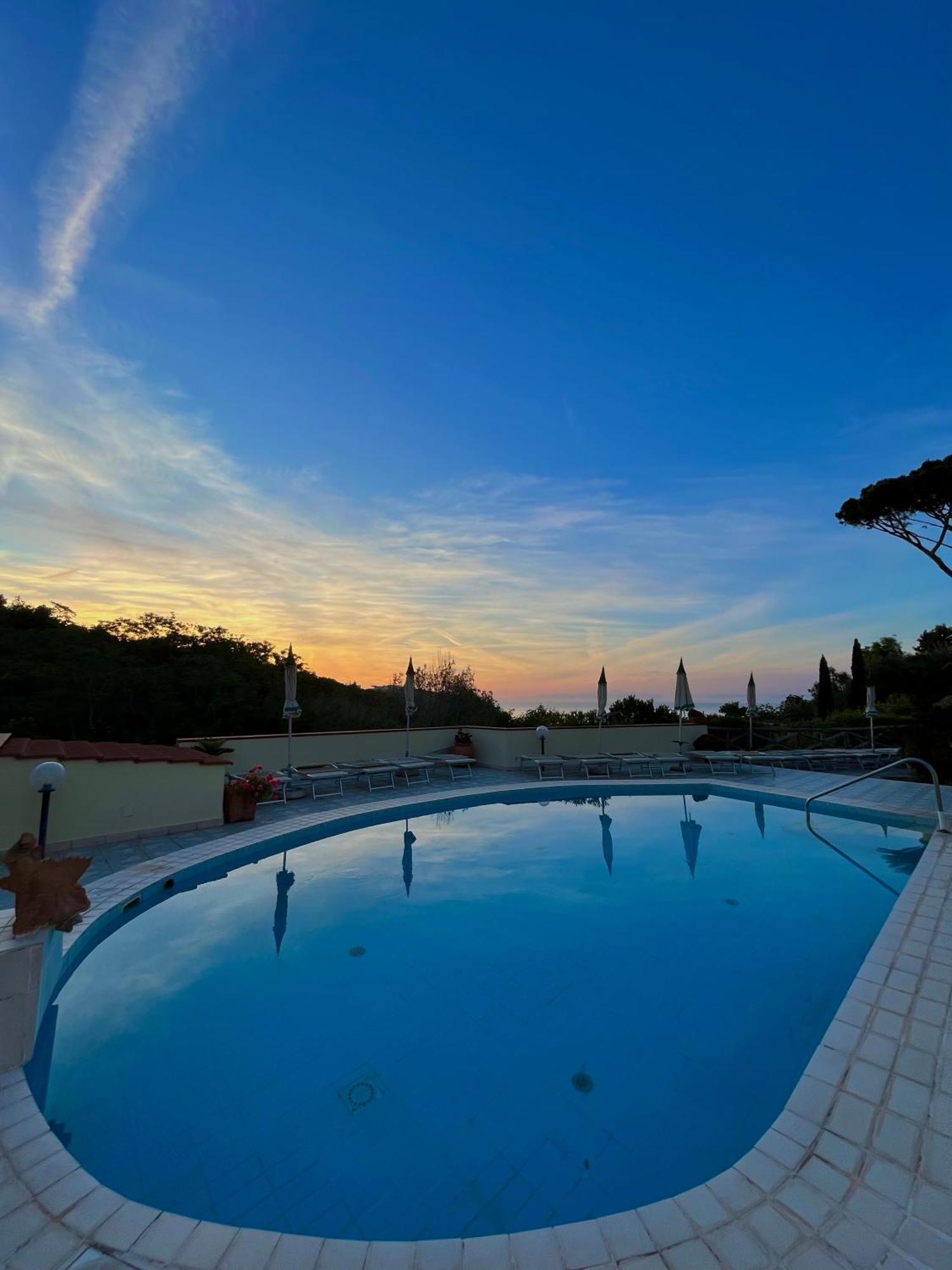 Resort Villa Flavio Casamicciola Terme Екстериор снимка
